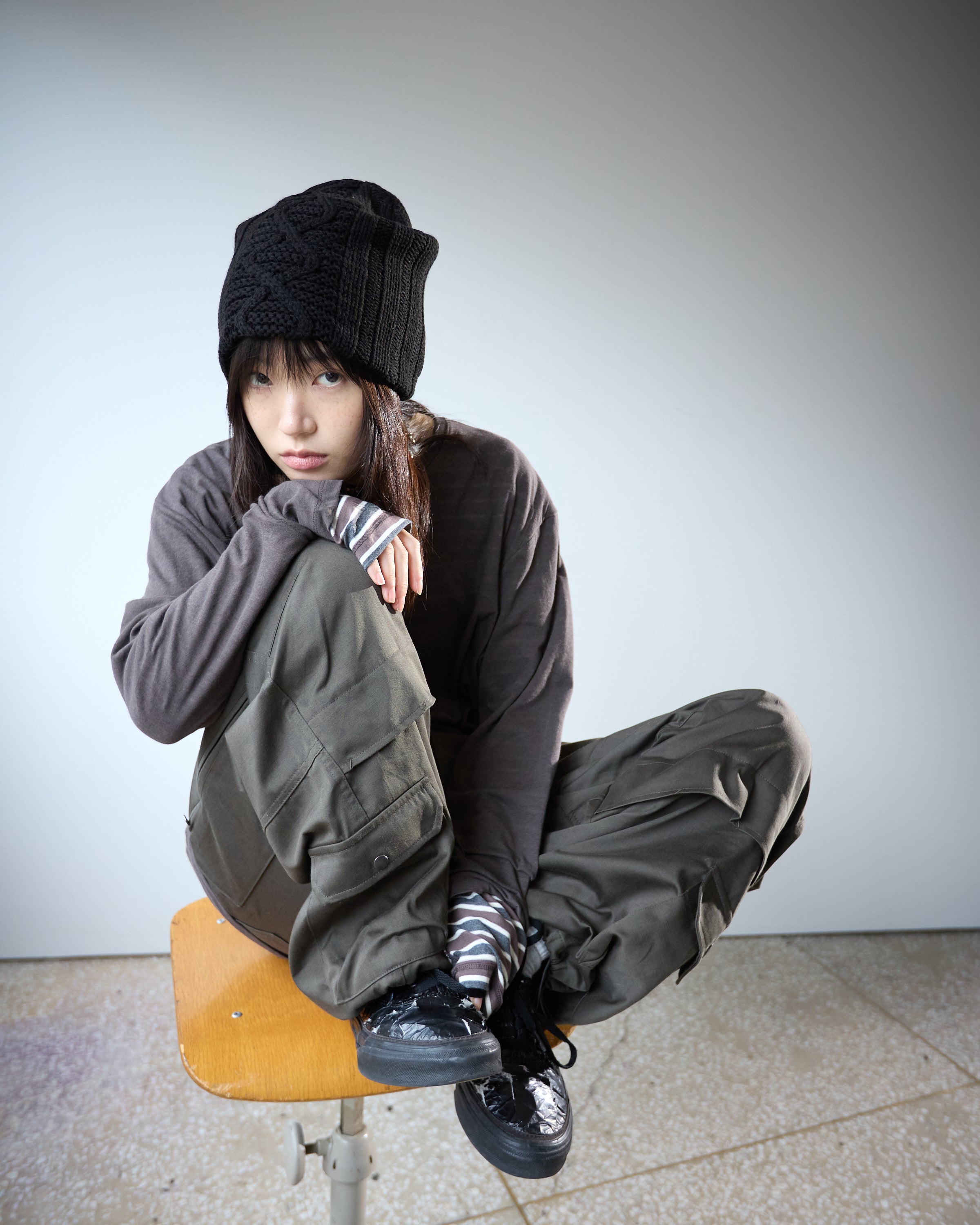 Hatchingroom - Jacquard Big Beanie (Black) product image 8 | TRAB K-Fashion Australia