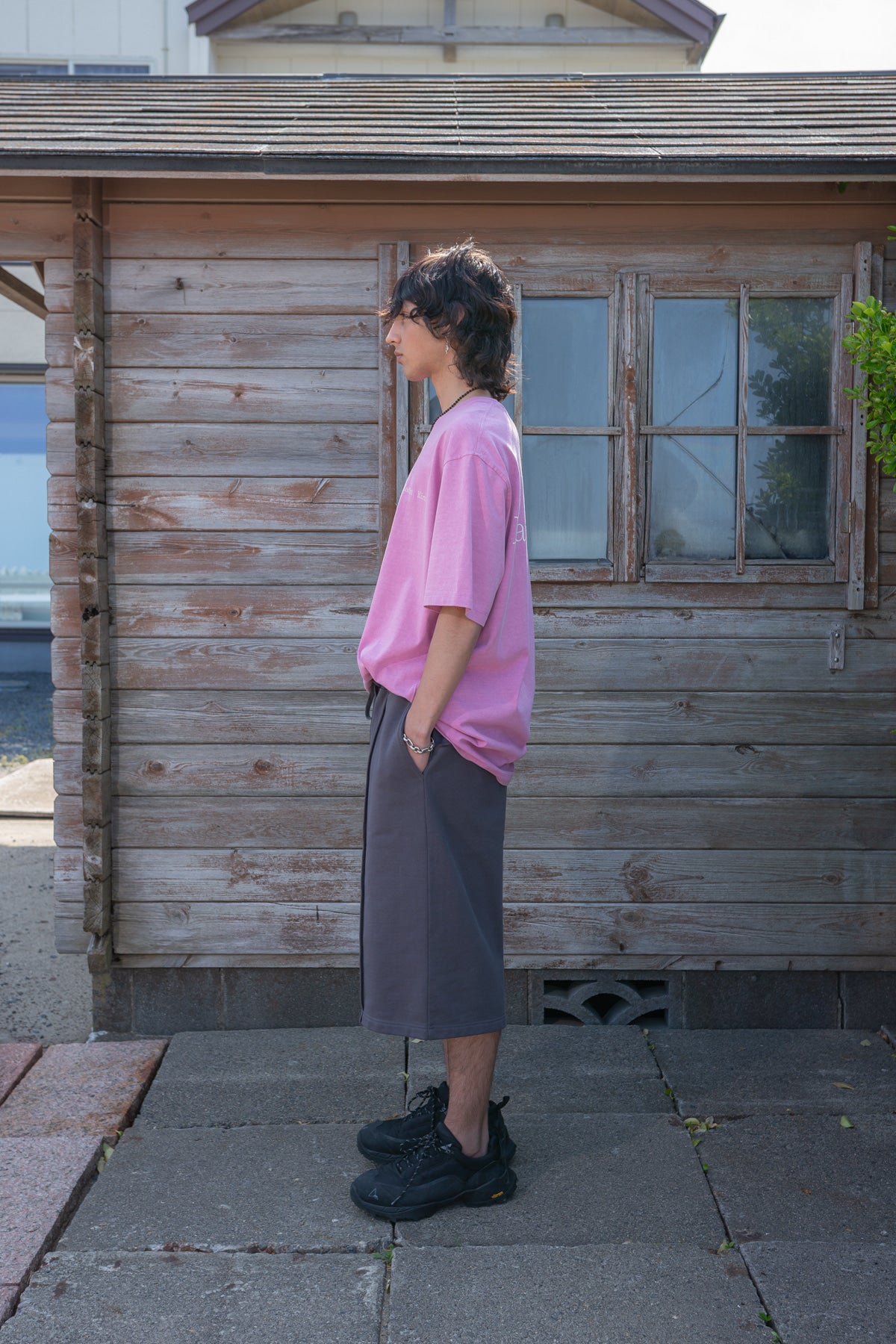 Matin Kim - Banding Bermuda Sweatpants (Charcoal) product image 7 | TRAB K-Fashion Australia