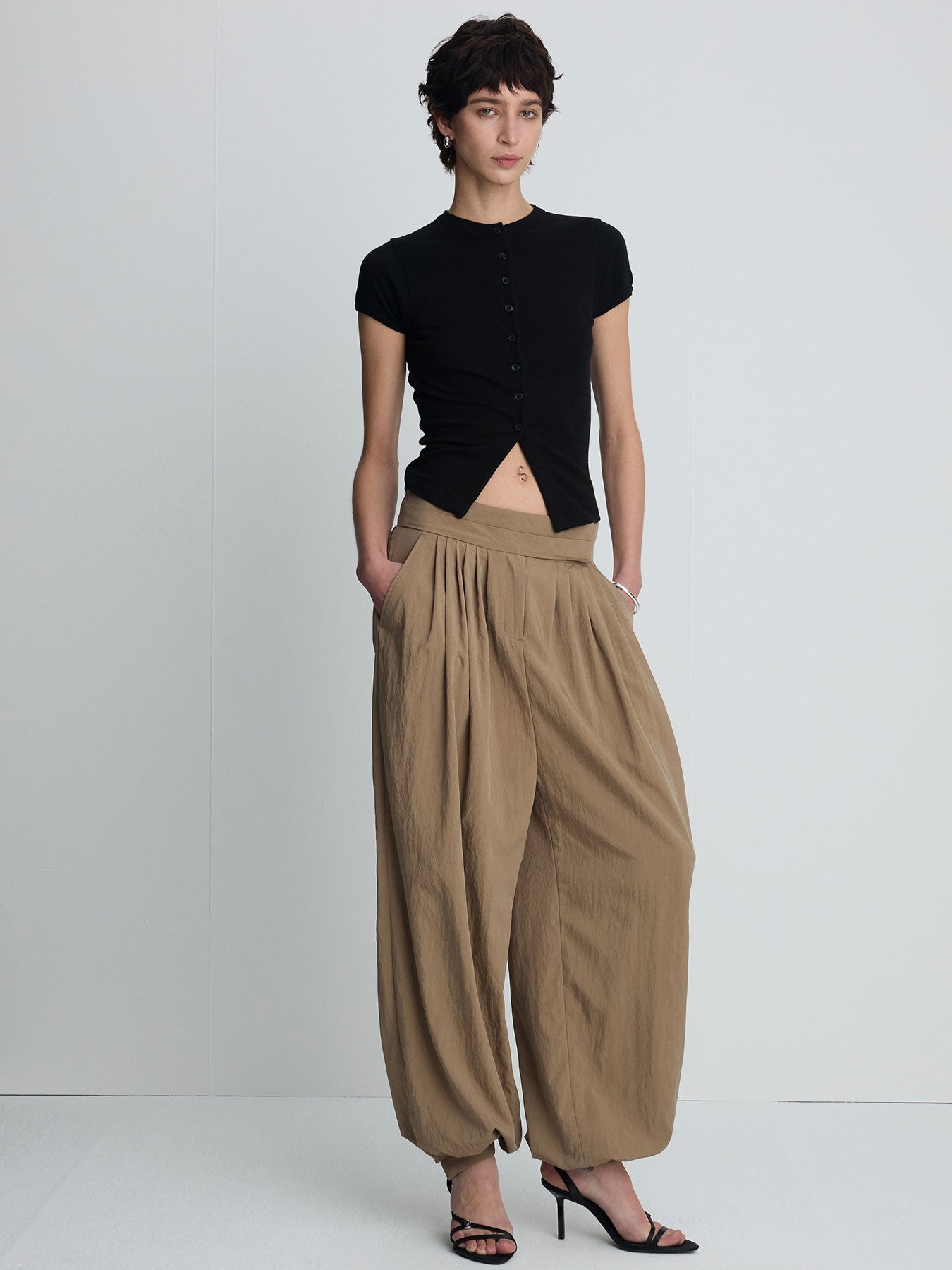 Tonywack - Pleated Voluminous Pants (Beige) product image 7 | TRAB K-Fashion Australia