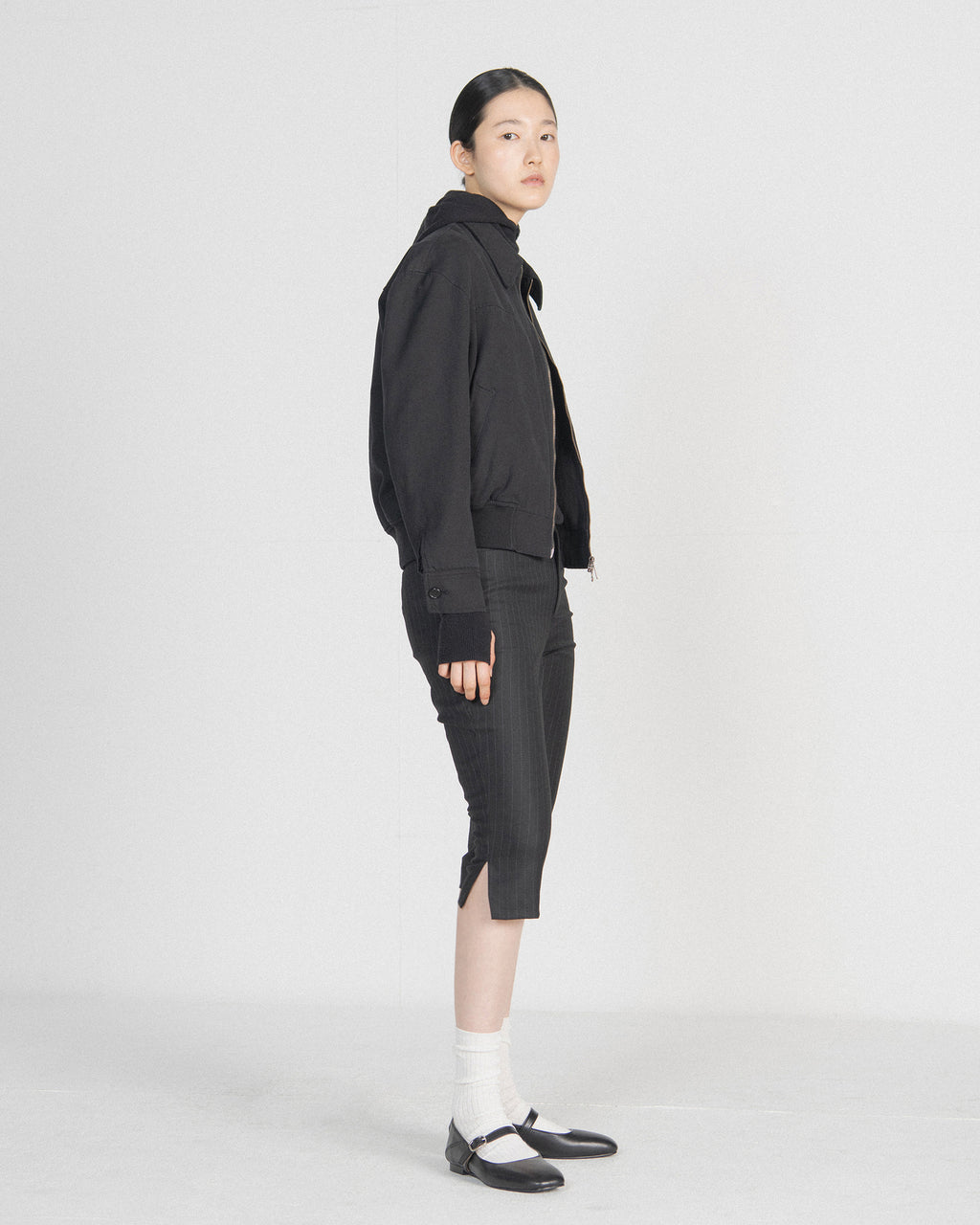 Brownyard - Capri Pants (Black Stripe) product image 2 | TRAB K-Fashion Australia