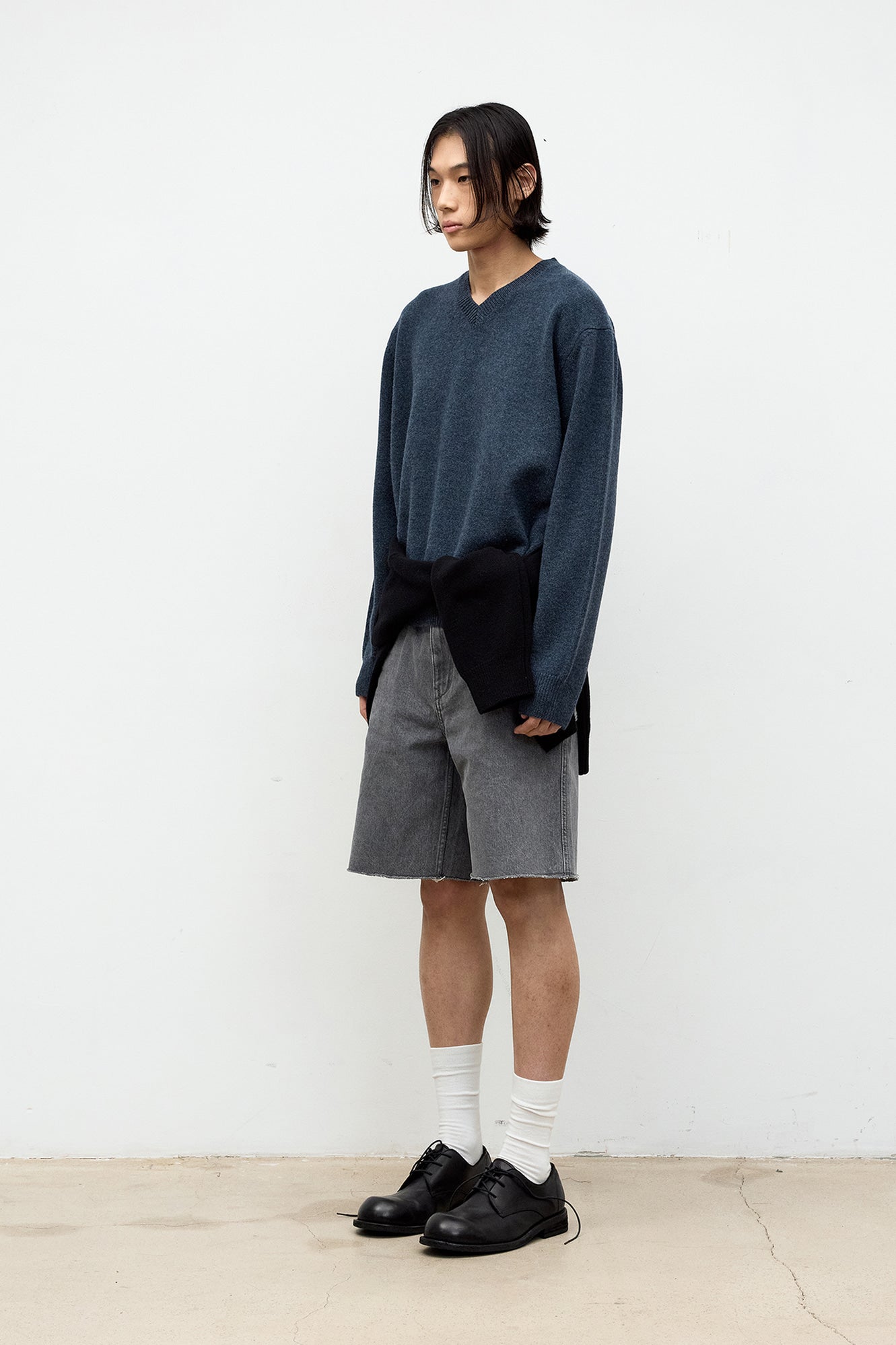Coor - Wool V-Neck Sweater (Melange Blue) product image 3 | TRAB K-Fashion Australia