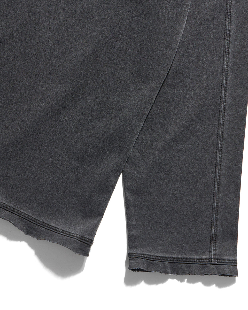 Eastlogue - Cut Out Ea Basic L.s T-shirts (Pigment Charcoal) product image 8 | TRAB K-Fashion Australia