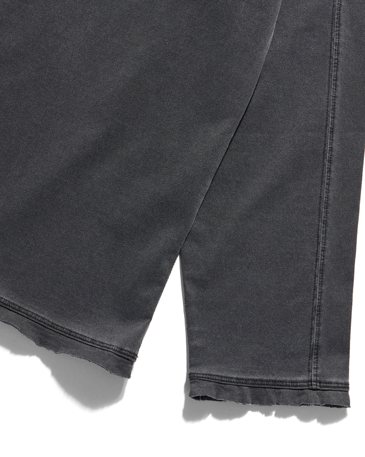 Eastlogue - Cut Out Ea Basic L.s T-shirts (Pigment Charcoal) product image 8 | TRAB K-Fashion Australia