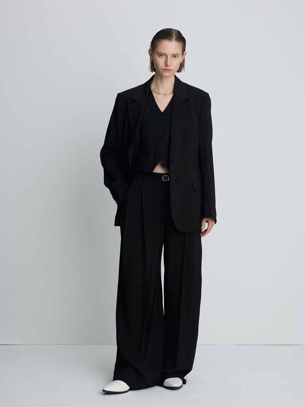 Tonywack - Airy Wide Leg Pleated Trousers (Black) product image 1 | TRAB K-Fashion Australia