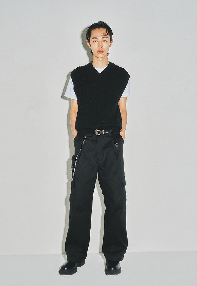 Tonywack - Cotton Twist V-Cable Knit Vest (Black) product image 1 | TRAB K-Fashion Australia