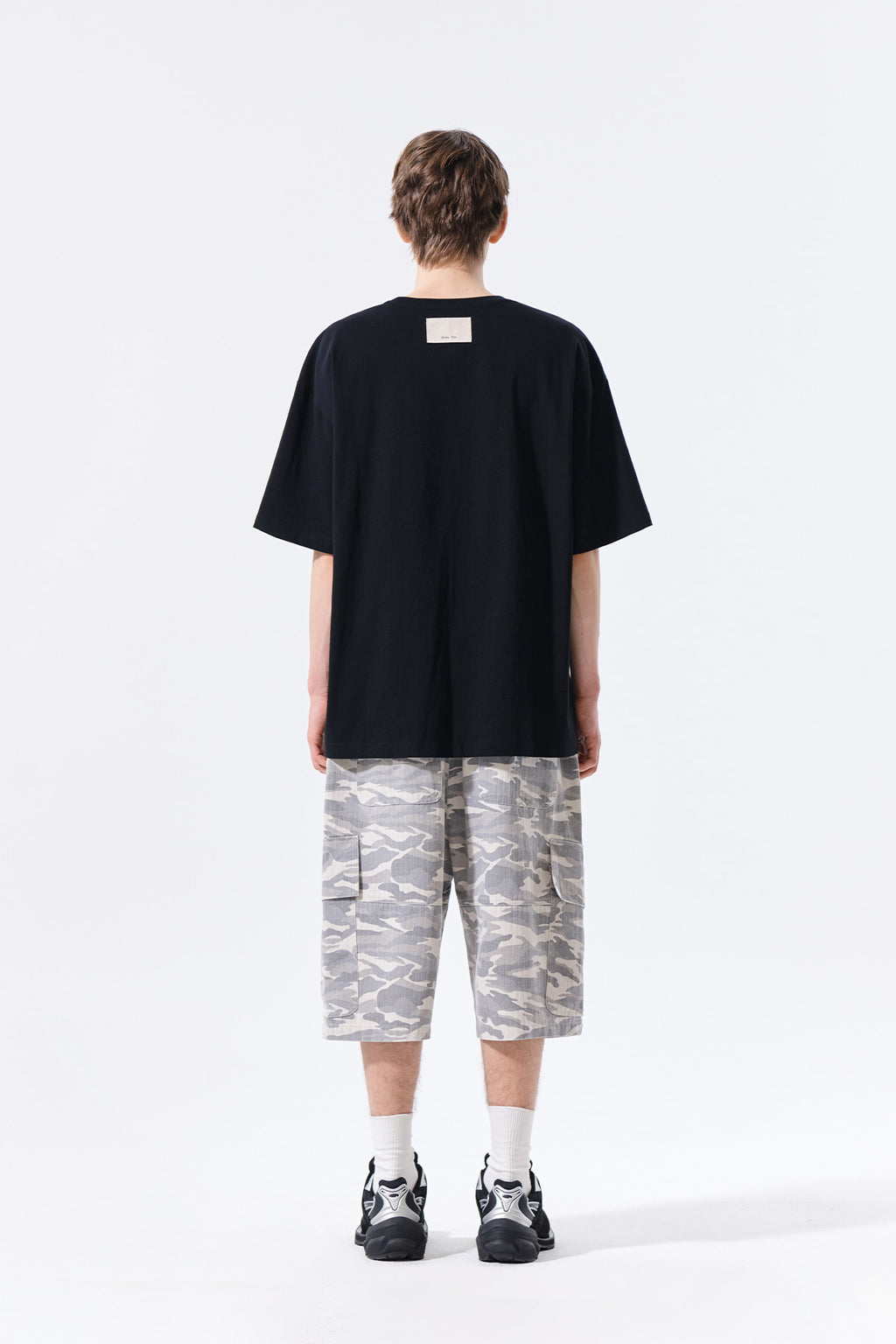 Matin Kim - [Pre-Order – Ships July 2] Matin Kim Circle Logo Top (Black) product image 7 | TRAB K-Fashion Australia