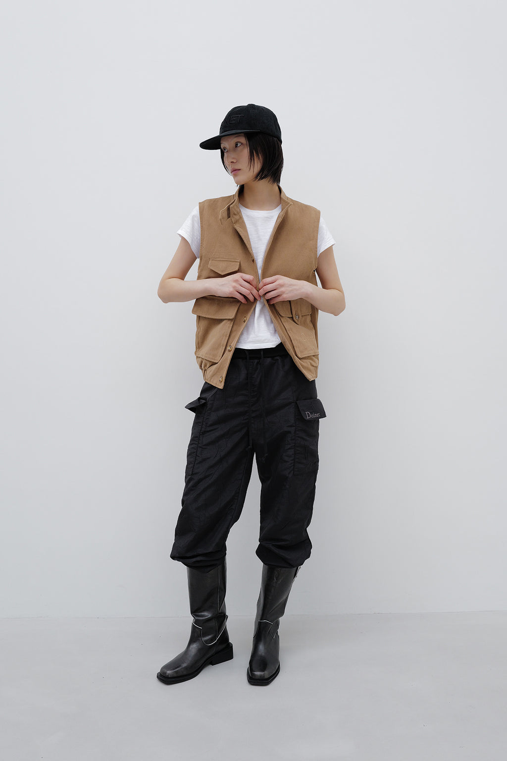 Deinet - Deinet Multi Pocket Cotton Vest (Beige) product image 5 | TRAB K-Fashion Australia