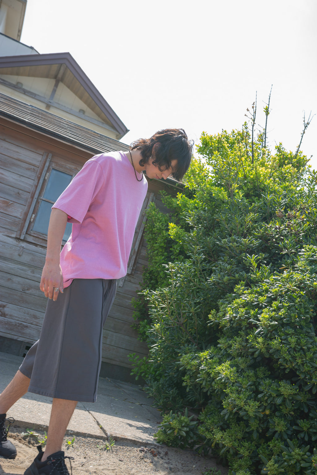 Matin Kim - Banding Bermuda Sweatpants (Charcoal) product image 11 | TRAB K-Fashion Australia