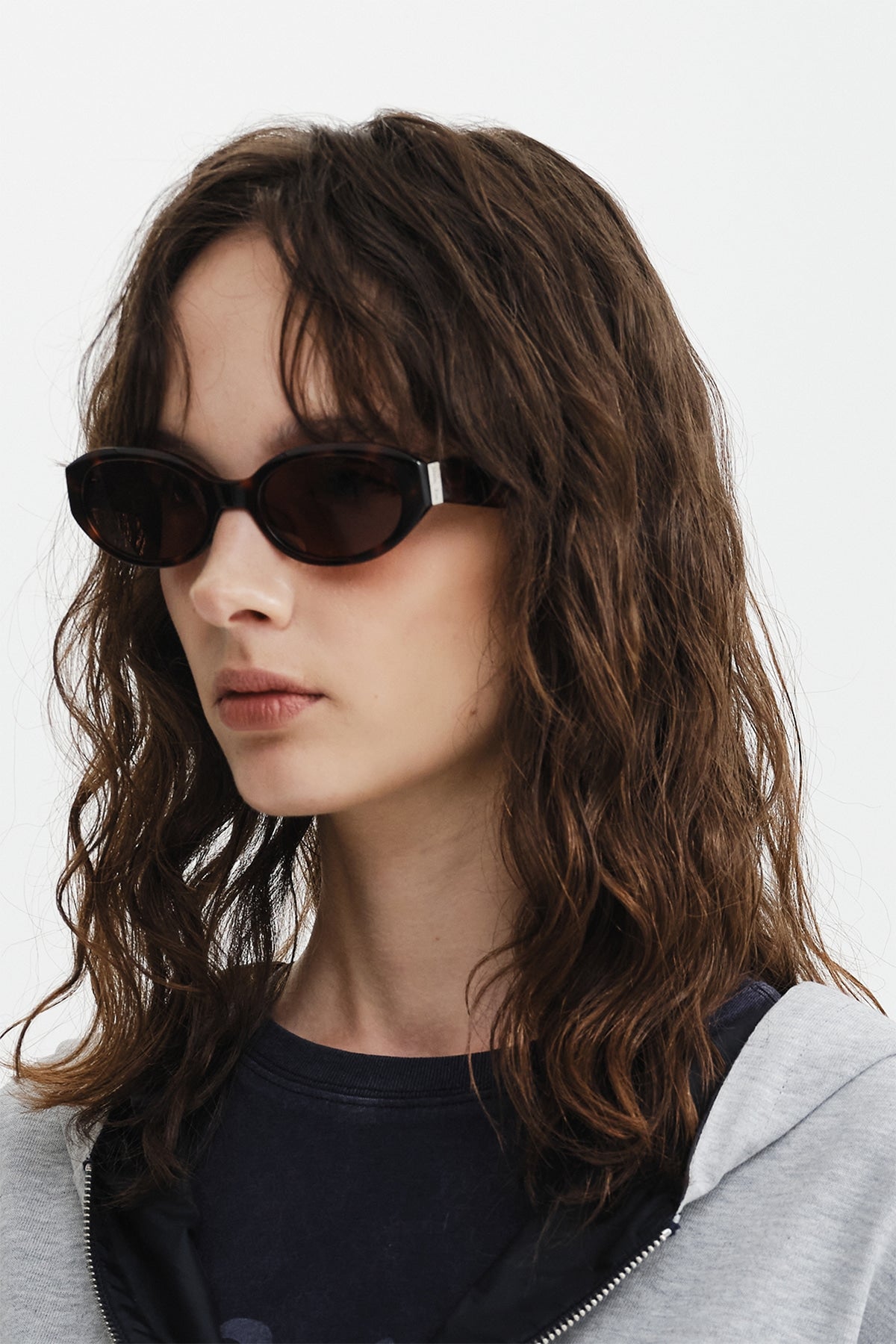 Matin Kim - Matin Bold Oval Sunglasses (Mix) product image 8 | TRAB K-Fashion Australia