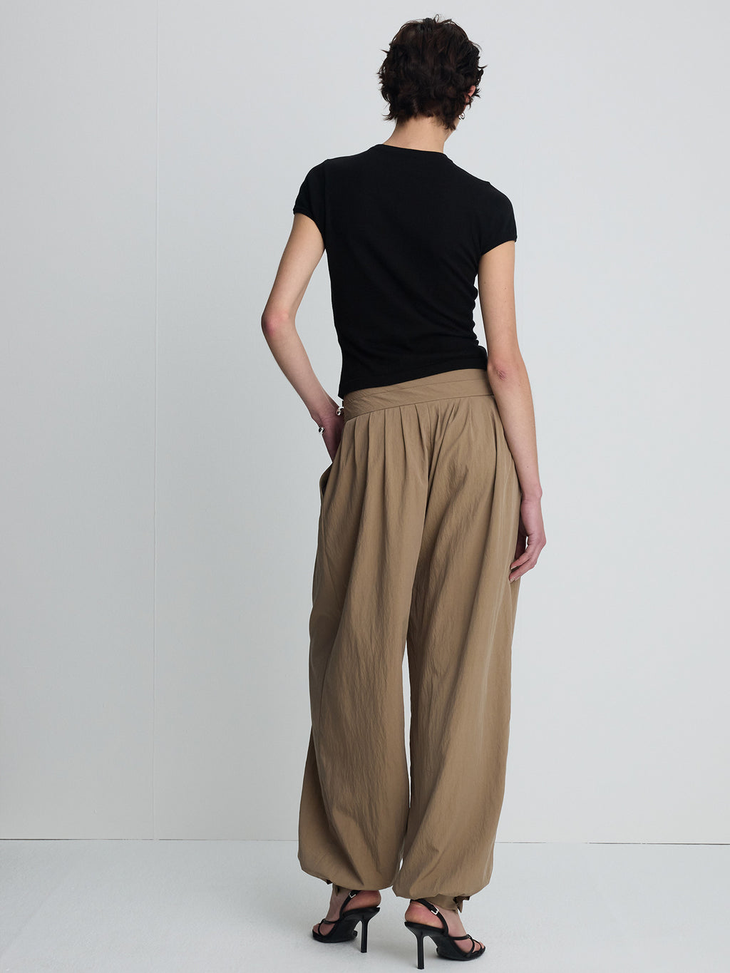 Tonywack - Silk Cotton Cap Sleeve Cardigan (Black) product image 3 | TRAB K-Fashion Australia