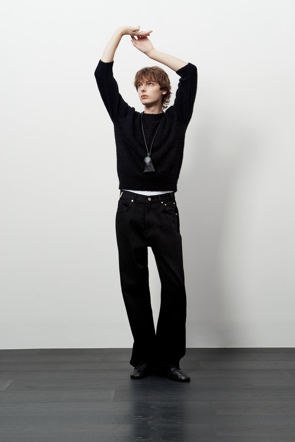 Stu - Boucle Quarter Sleeve Knit (Black) product image 12 | TRAB K-Fashion Australia