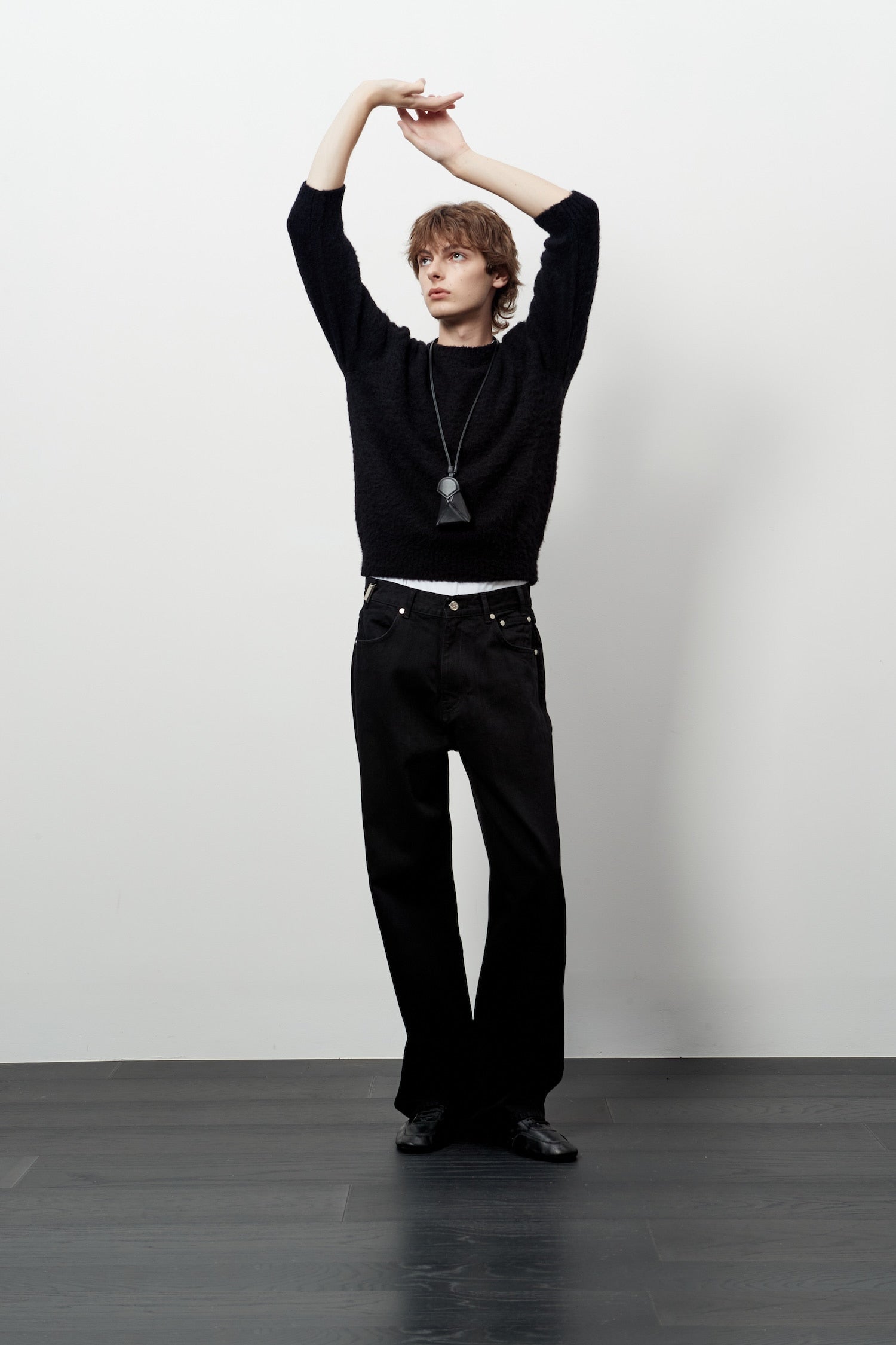 Stu - Boucle Quarter Sleeve Knit (Black) product image 12 | TRAB K-Fashion Australia