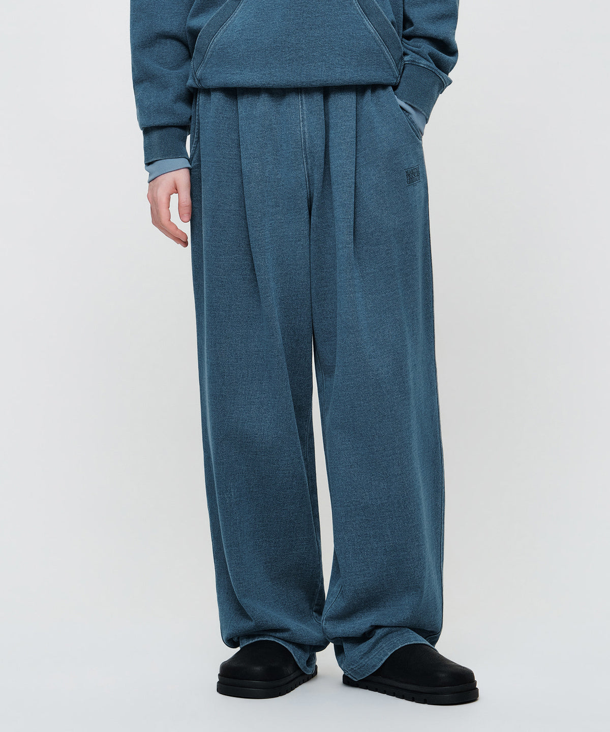 Marithe & Francois Girbaud - Crack Classic Logo Dyeing One Tuck Wide Sweat Pants (Blue) product image 1 | TRAB K-Fashion Australia