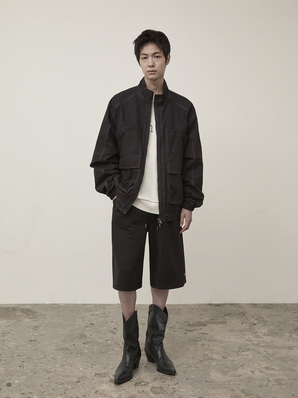 Matin Kim - Back Pocket Glitter Bermuda Sweatpants (Black) product image 9 | TRAB K-Fashion Australia