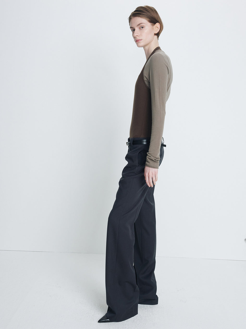 Tonywack - Loose Fit Wool Tailored Trousers (Charcoal) product image 4 | TRAB K-Fashion Australia