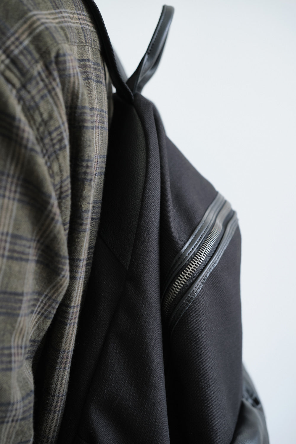 Hatchingroom - Leather Daypack Big (Black) product image 8 | TRAB K-Fashion Australia