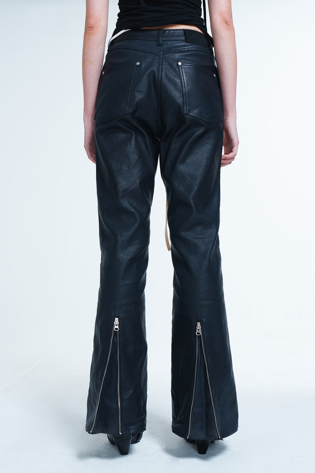 Deinet - Coated Span Trousers (Black) product image 10 | TRAB K-Fashion Australia