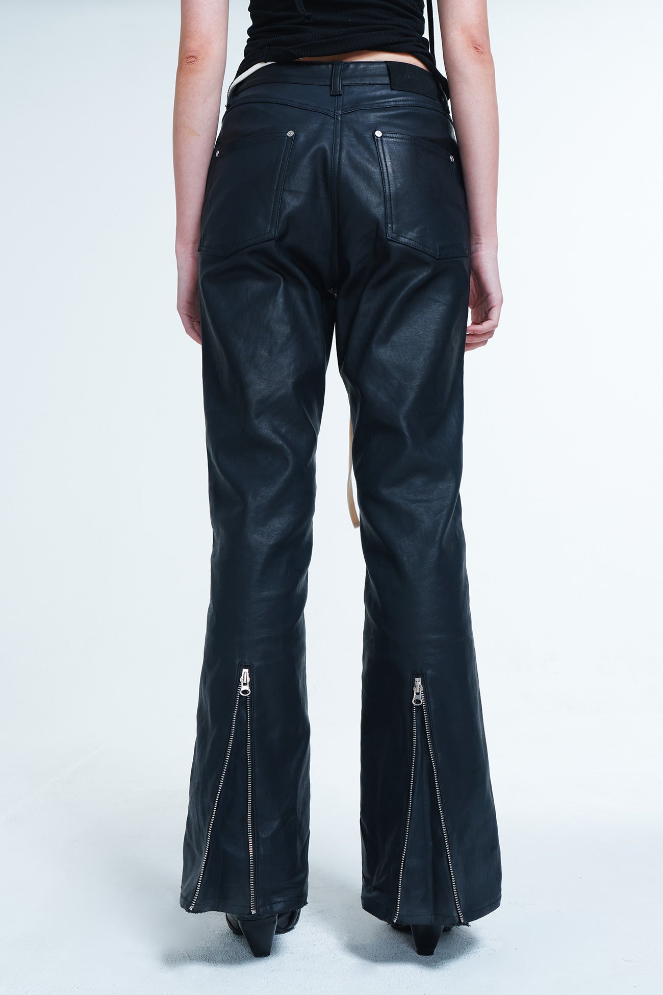 Deinet - Coated Span Trousers (Black) product image 10 | TRAB K-Fashion Australia