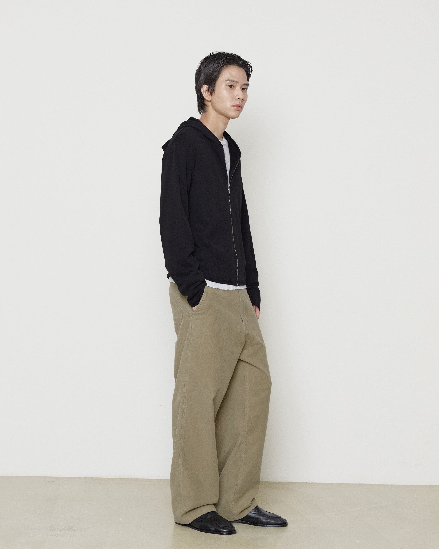 Brownyard - Smooth Jersey Hood Zip Up (Black) product image 2 | TRAB K-Fashion Australia