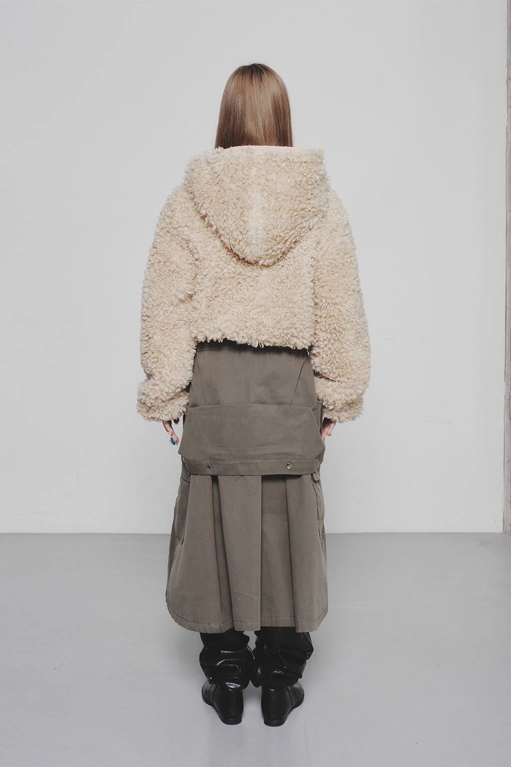 Deinet - Faux Fur Hood Jacket (Beige) product image 3 | TRAB K-Fashion Australia