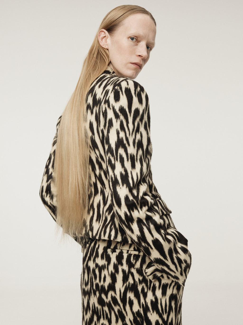 Recto - Leopard Short Jacket (Dark Brown) product image 4 | TRAB K-Fashion Australia