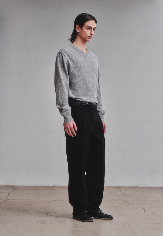 Art if acts - Cashmere V-Neck Knit (Light Grey) product image 3 | TRAB K-Fashion Australia