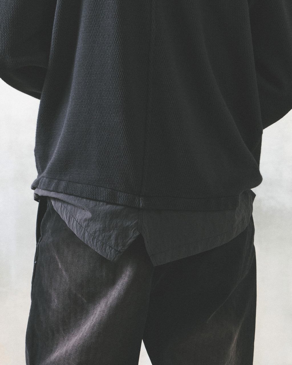 Eastlogue - Fishtail L.s T-shirts (Black) product image 3 | TRAB K-Fashion Australia