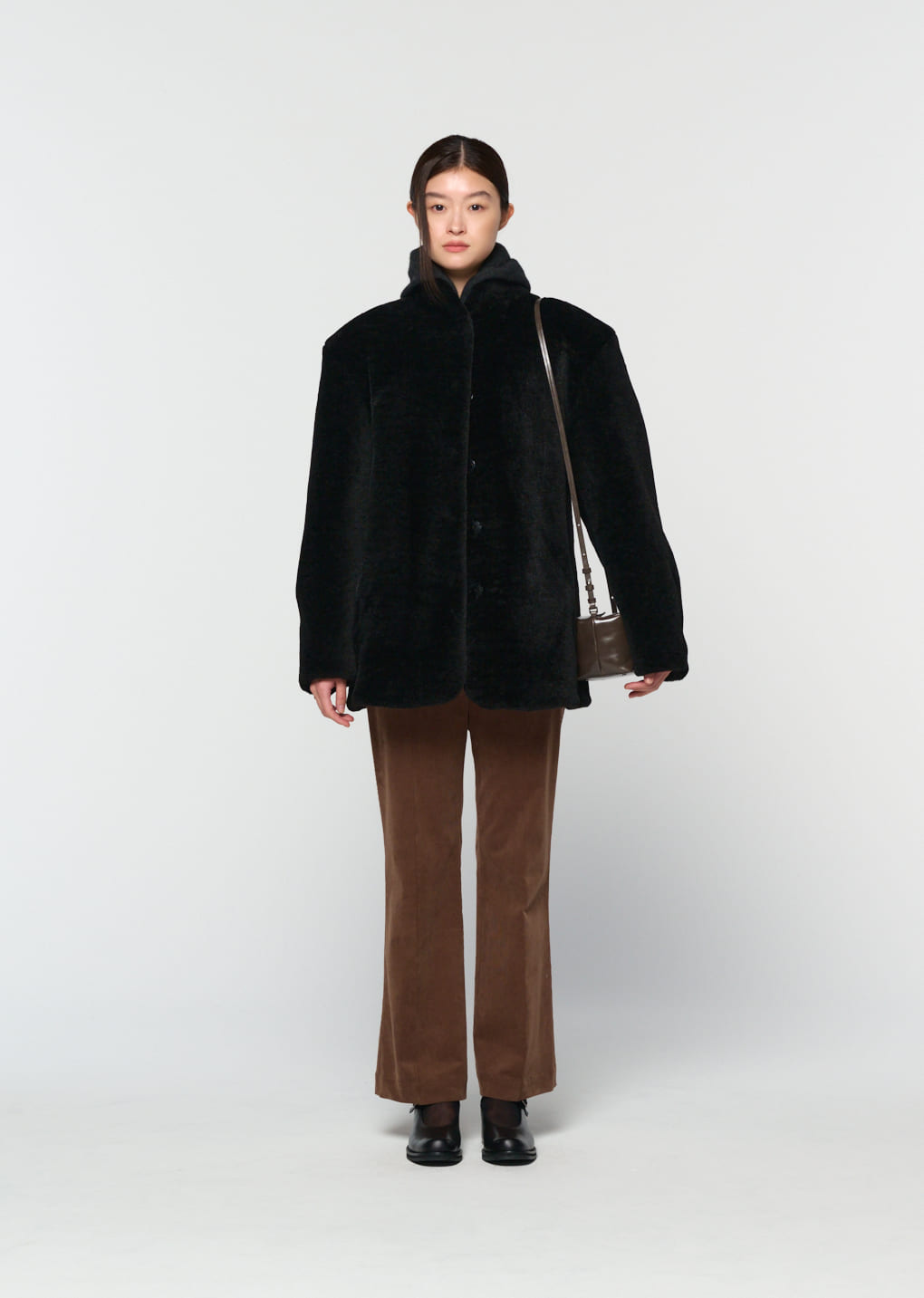 Amomento - shearling mid jacket (Black) product image 2 | TRAB K-Fashion Australia