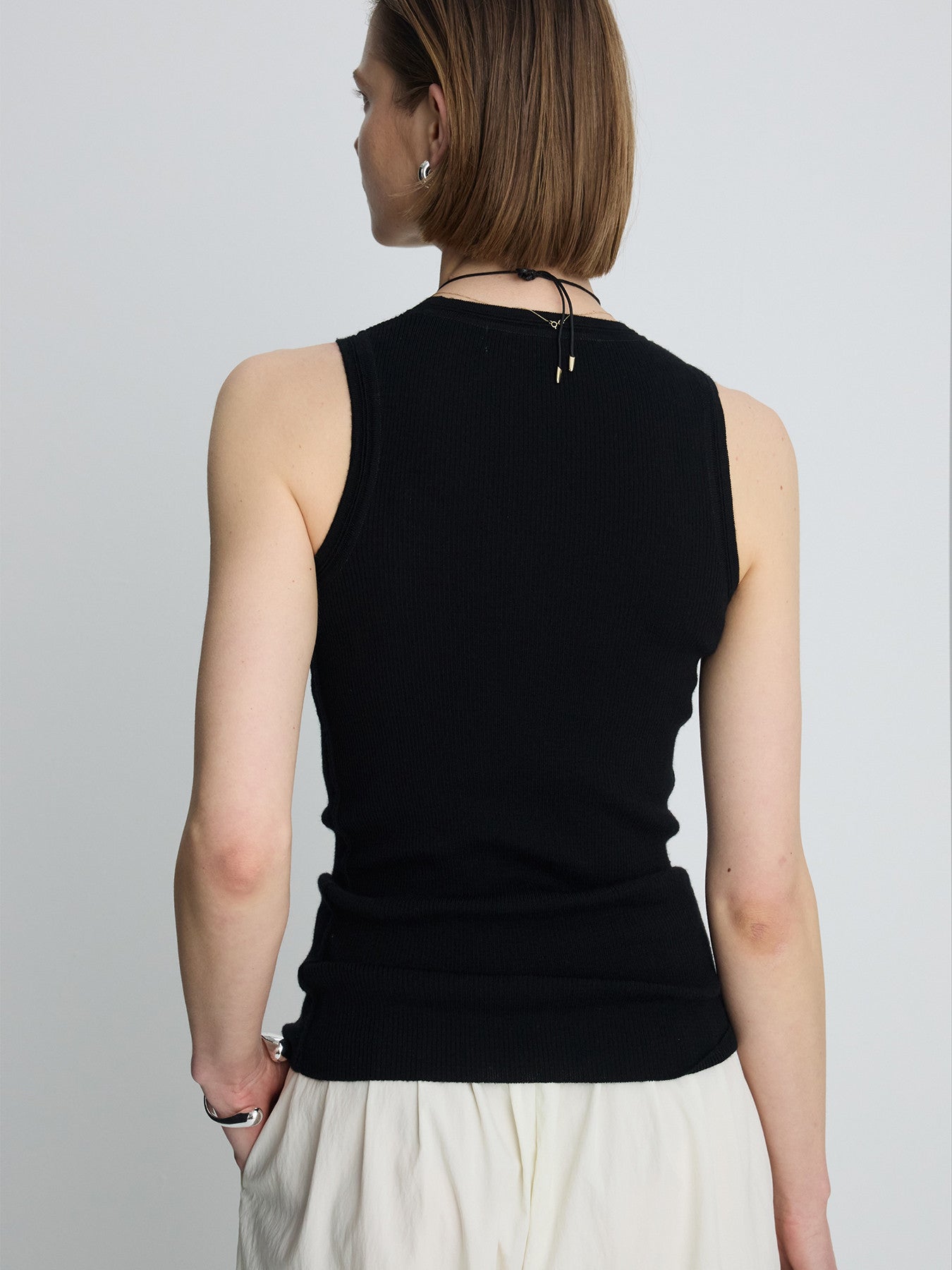 Tonywack - Wool Cashmere Ribbed Tank Top (Black) product image 5 | TRAB K-Fashion Australia