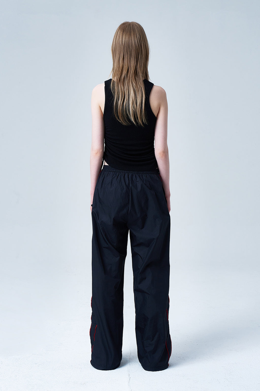 Deinet - Logo Shirring Sleeveless (Black) product image 3 | TRAB K-Fashion Australia