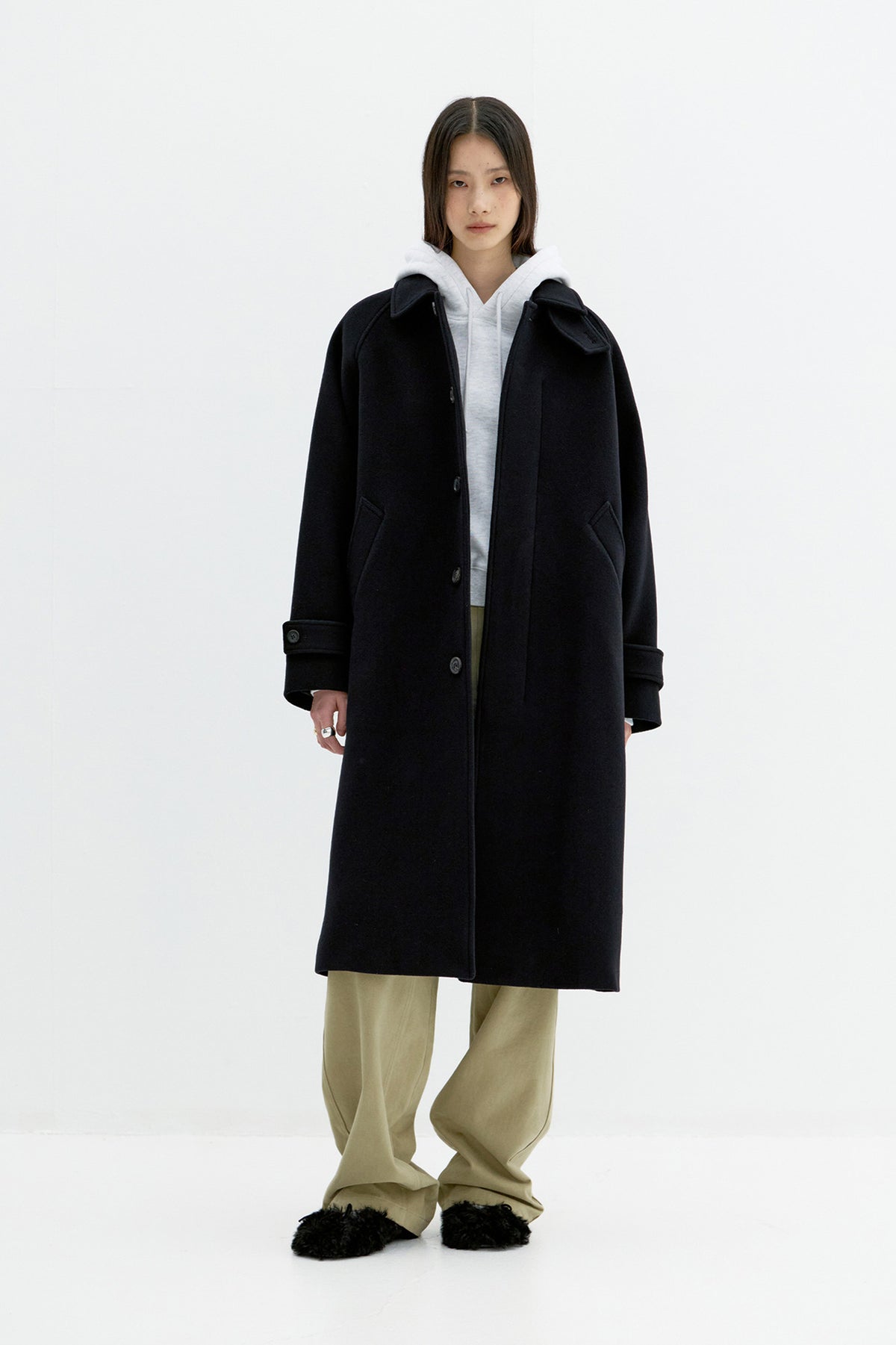 Coor - Belandi Cashmere-Blend Balmacaan Coat (Black) product image 3 | TRAB K-Fashion Australia