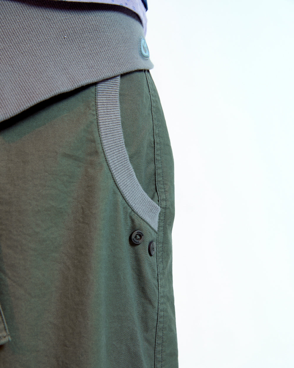 Coyseio - Flow Fold Pants (Khaki) product image 9 | TRAB K-Fashion Australia