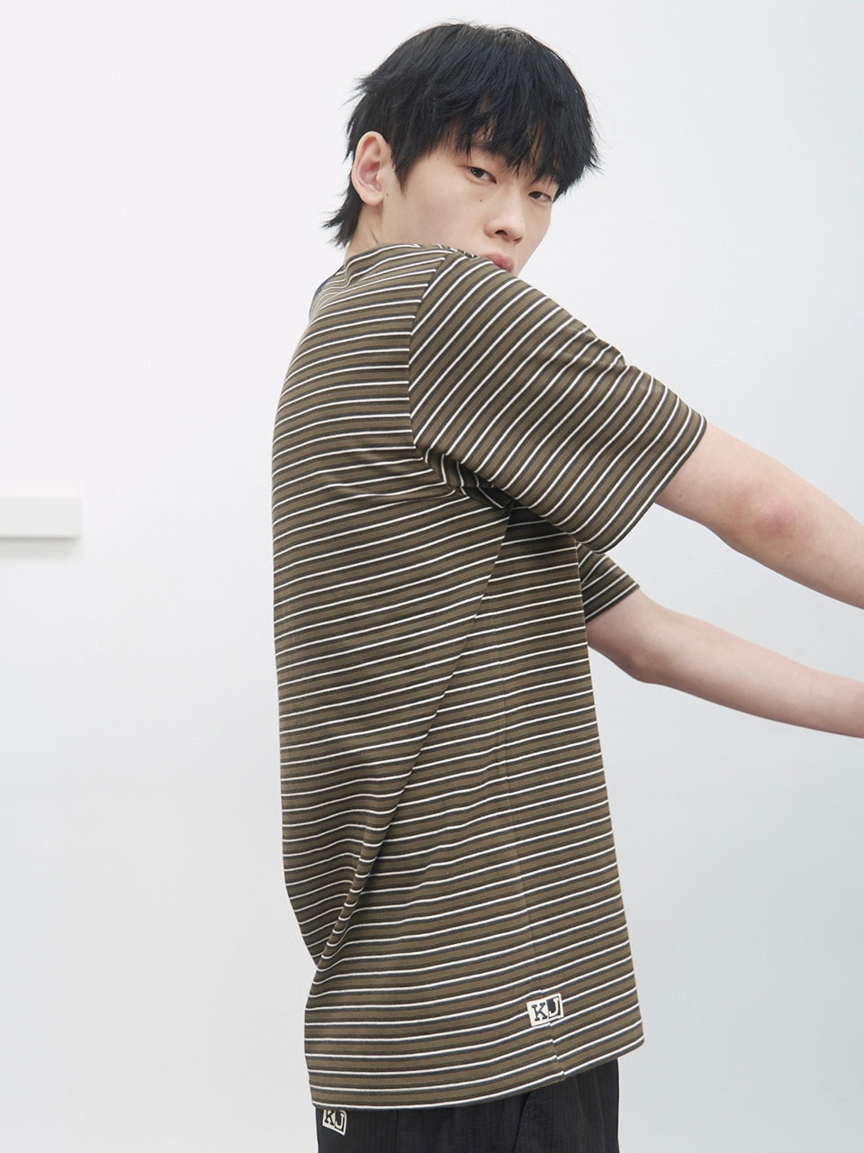 Kijun - Soft Border Tee (Khaki) product image 2 | TRAB K-Fashion Australia