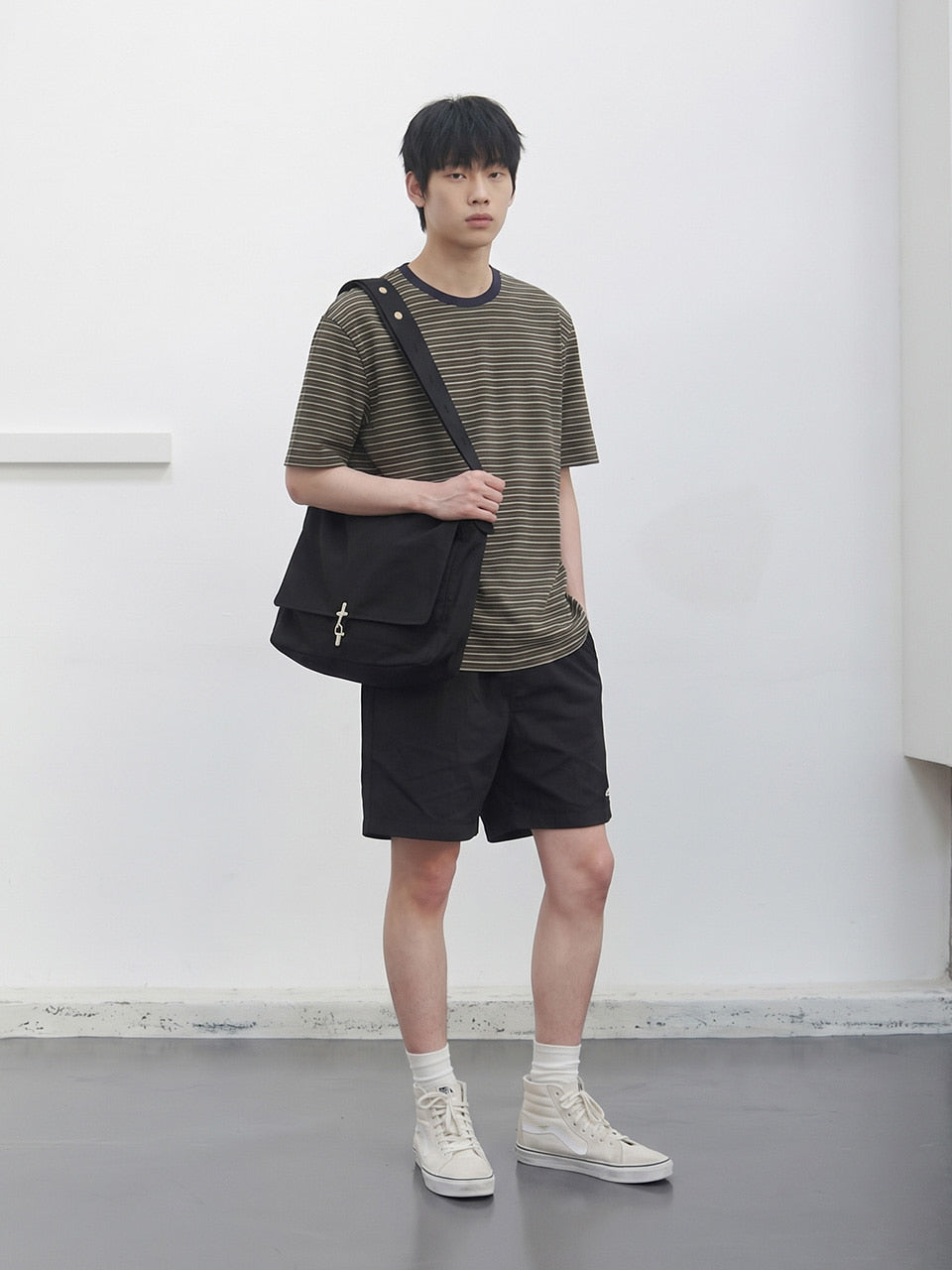 Kijun - Canvas Cross Bag (Black) product image 6 | TRAB K-Fashion Australia