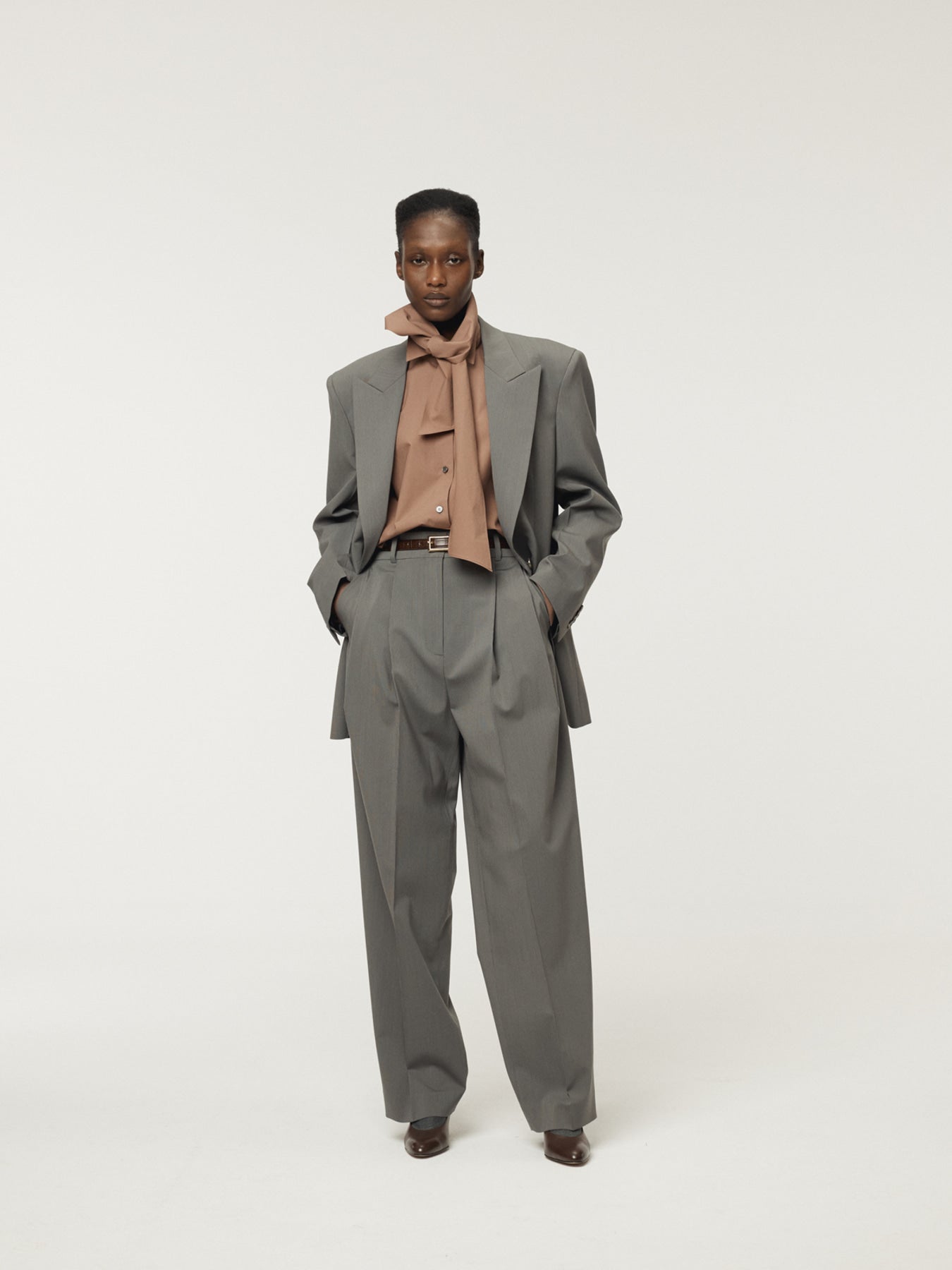 Recto - Two Tuck Suit Pants (Midnight Grey) product image 4 | TRAB K-Fashion Australia