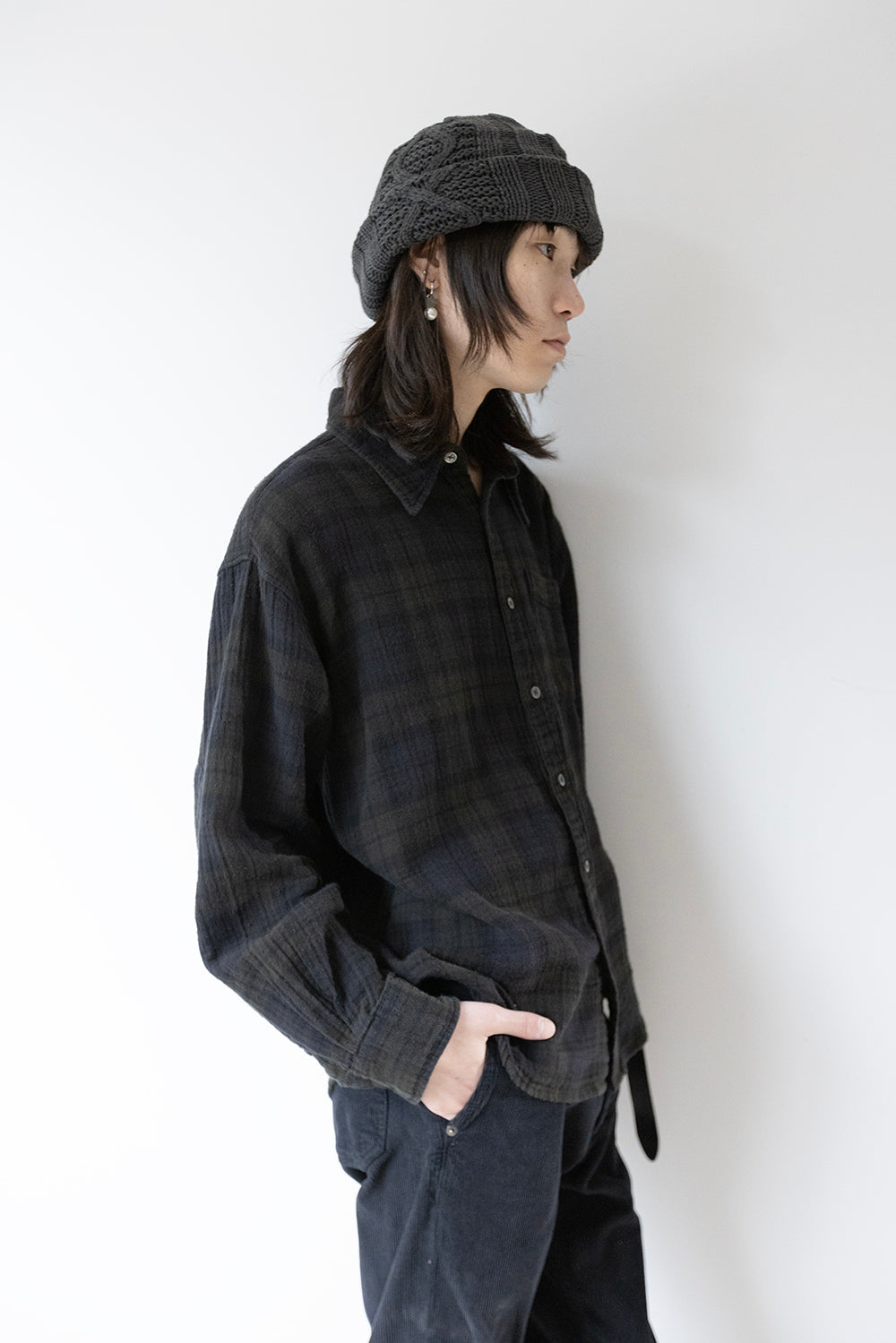 Hatchingroom - Jacquard Big Beanie (Charcoal) product image 6 | TRAB K-Fashion Australia