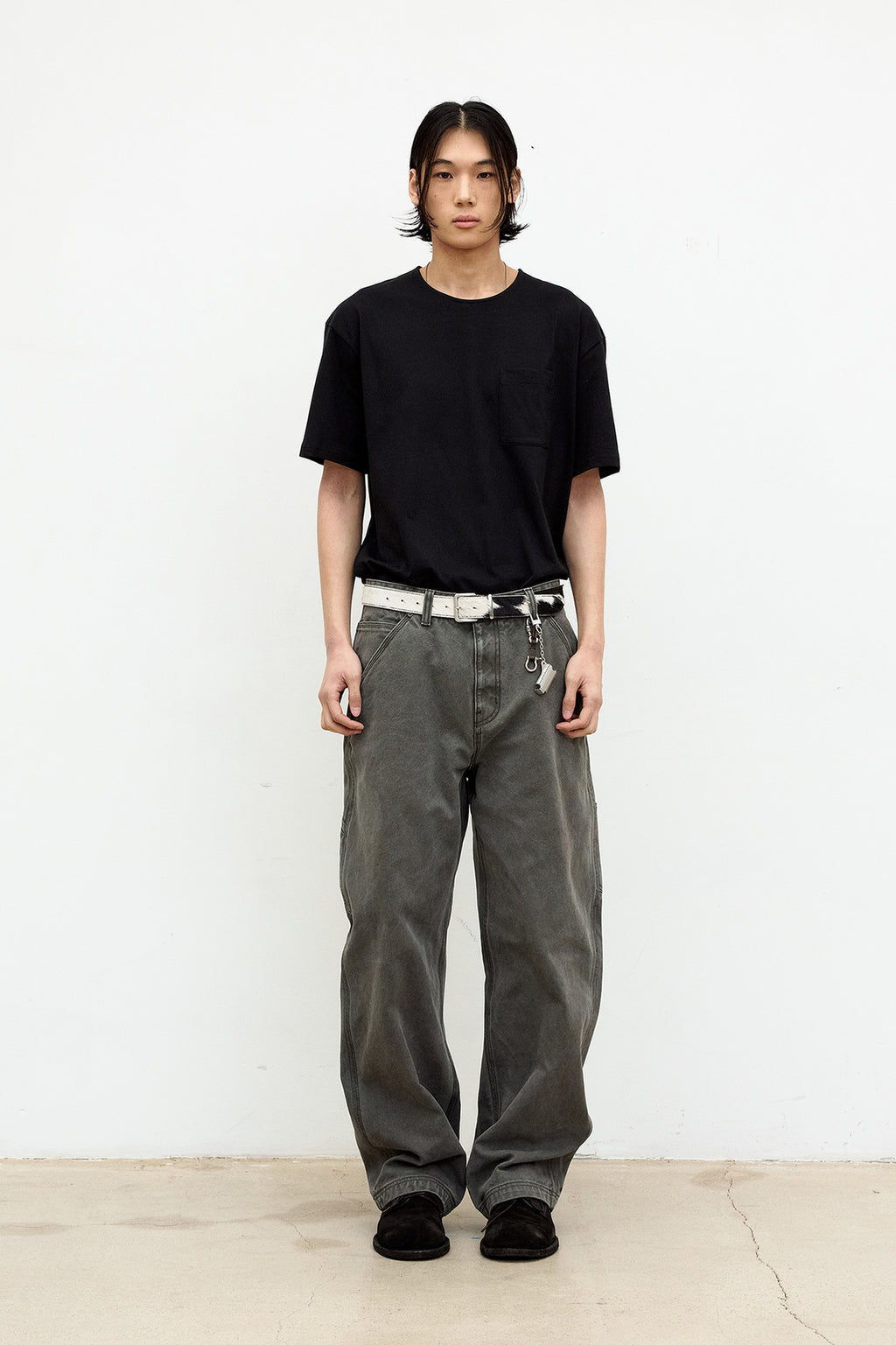 Coor - Supima Cotton Semi-Overfit U-Neck T-Shirt (Black) product image 2 | TRAB K-Fashion Australia
