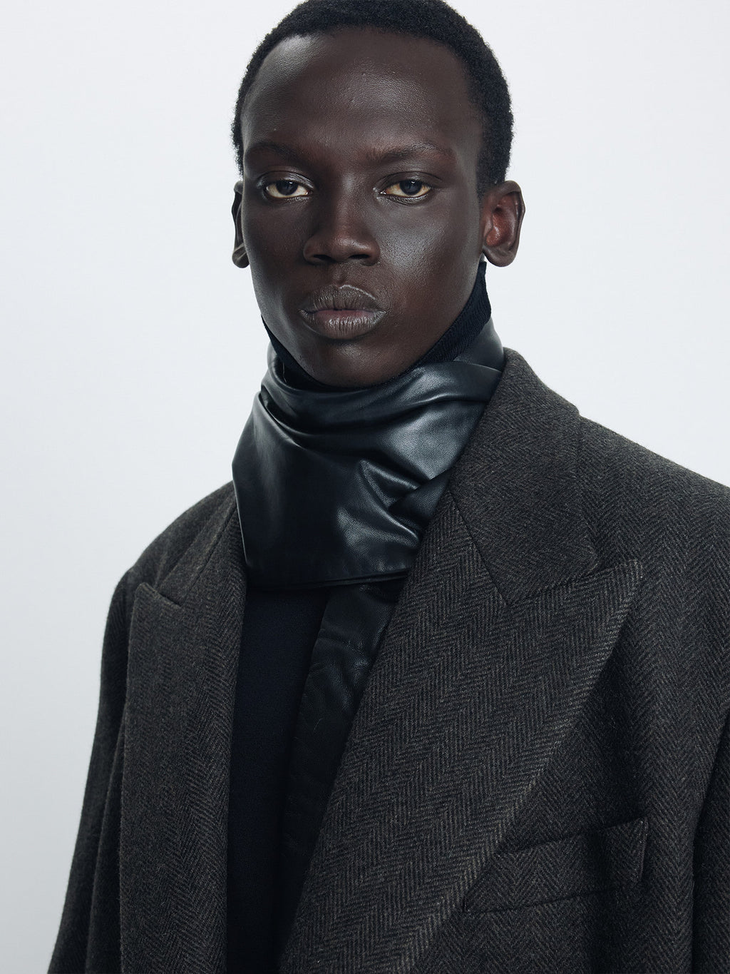 Tonywack - Herringbone Wool Double-Breasted Coat (Moss Brown) product image 6 | TRAB K-Fashion Australia