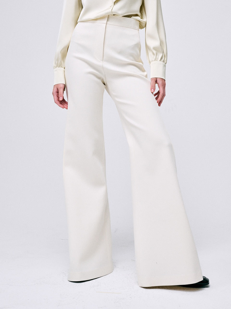 Mardi Mercredi - Line Flare Pants (Ivory) product image 1 | TRAB K-Fashion Australia