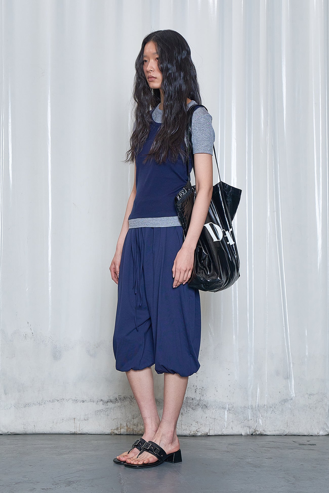 Deinet - D-Contrast T-Shirt (Navy) product image 2 | TRAB K-Fashion Australia