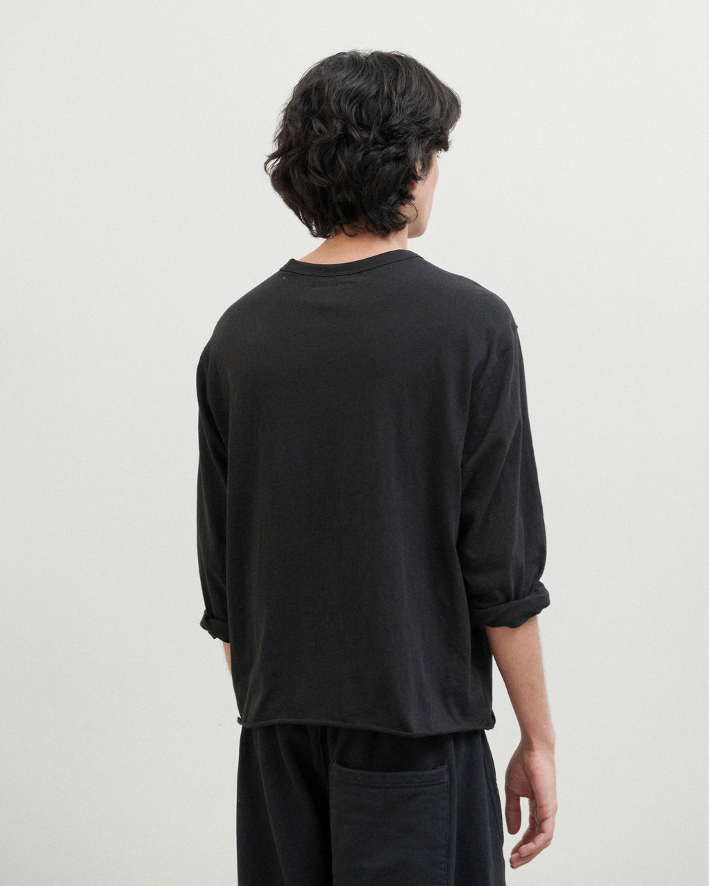 Brownyard - Cut Off Long Sleeve (Black) product image 3 | TRAB K-Fashion Australia