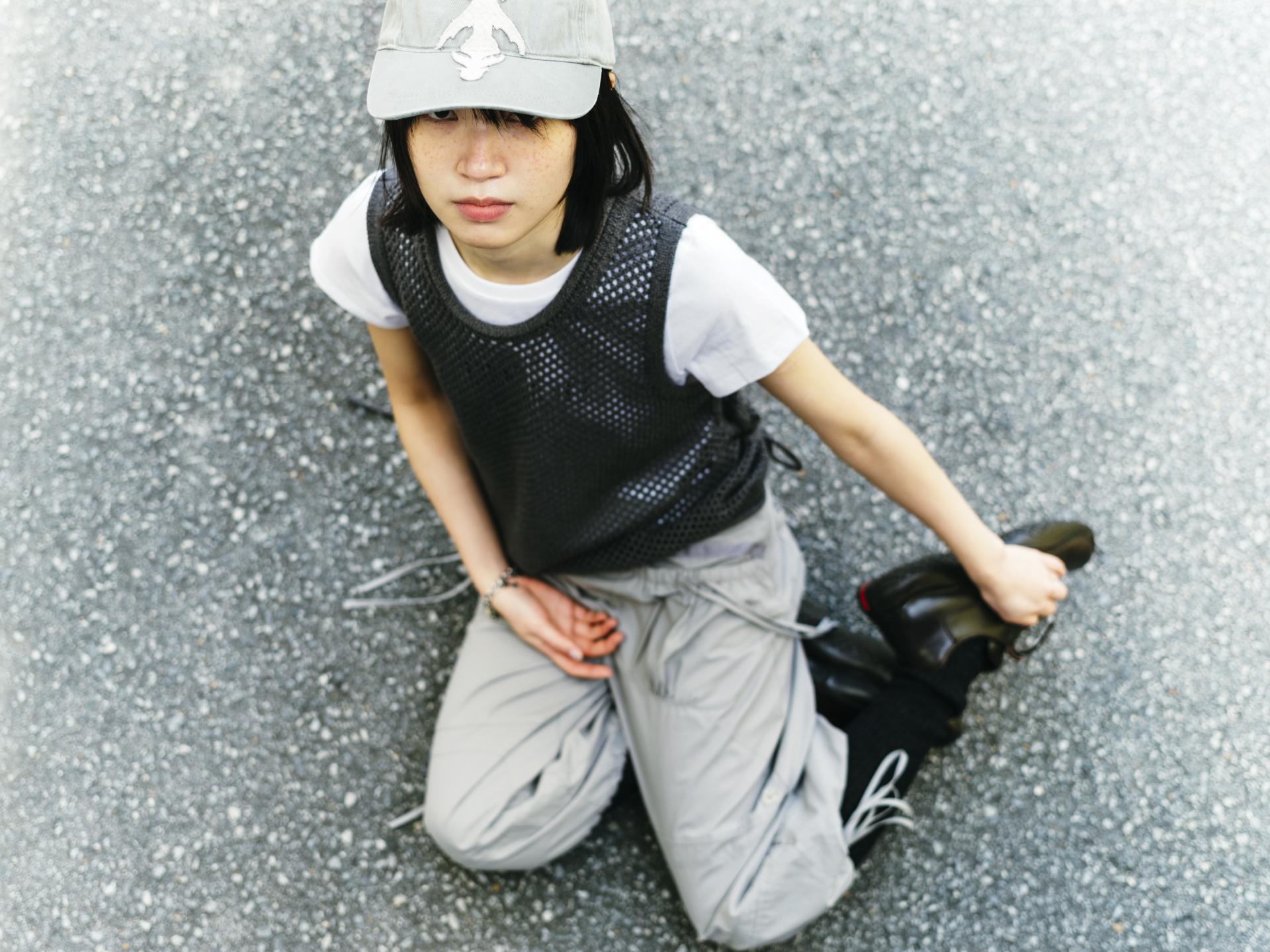 Coyseio - Scasi Sleeveless Knit (Charcoal) product image 5 | TRAB K-Fashion Australia