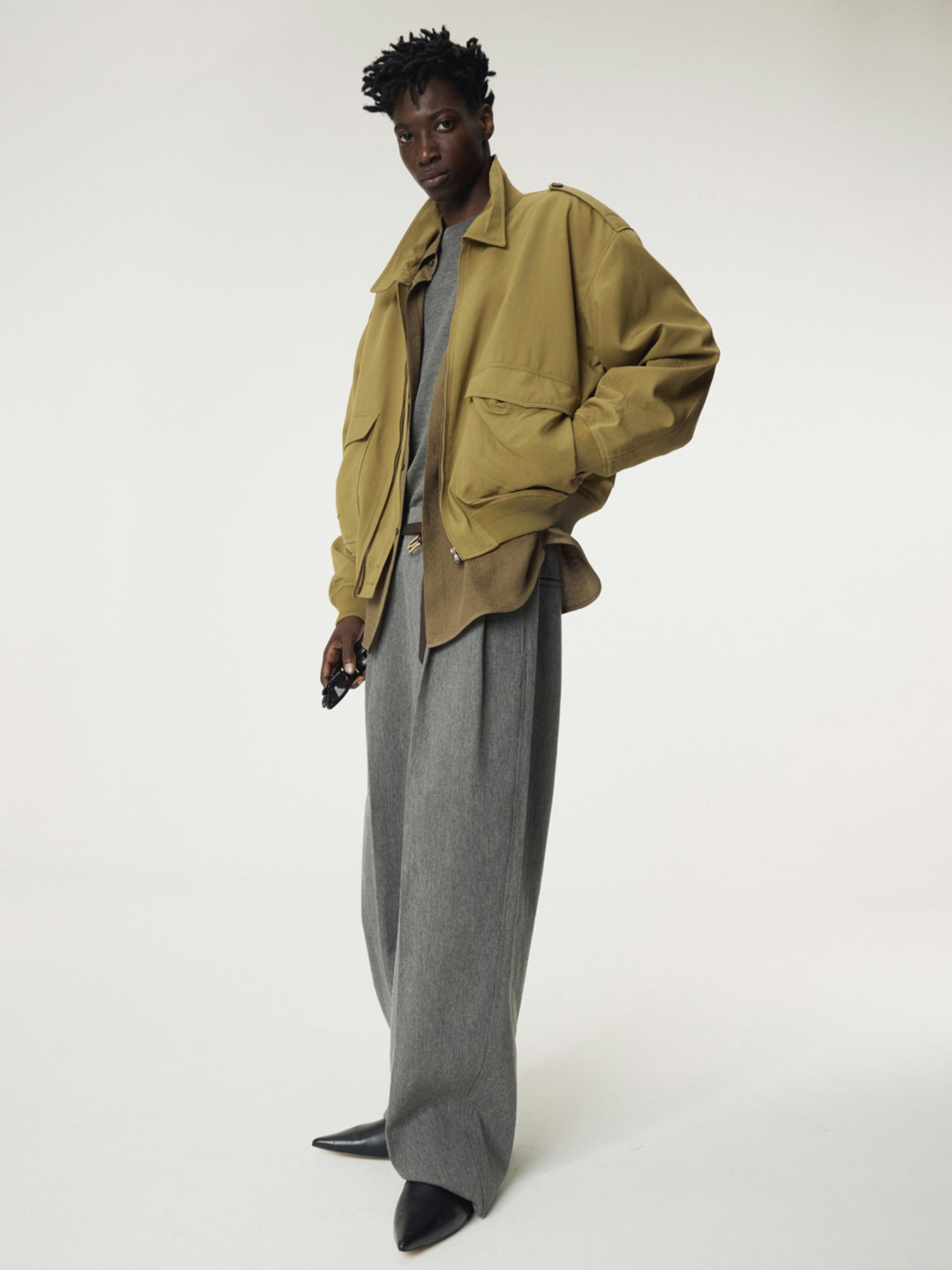 Recto - Vintage Pressed Crease Jumper (Olive) product image 4 | TRAB K-Fashion Australia