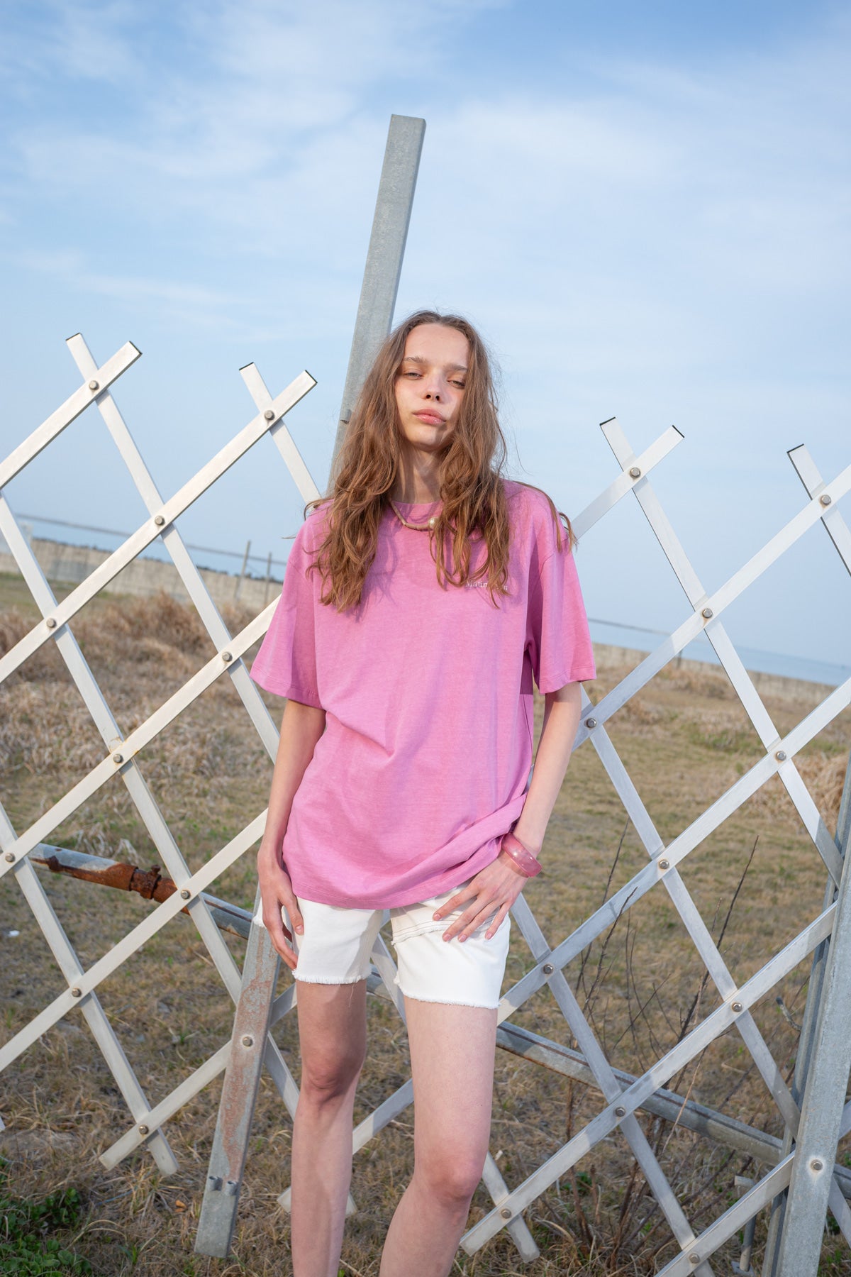 Matin Kim - Cut Line Point Denim Shorts (White) product image 11 | TRAB K-Fashion Australia