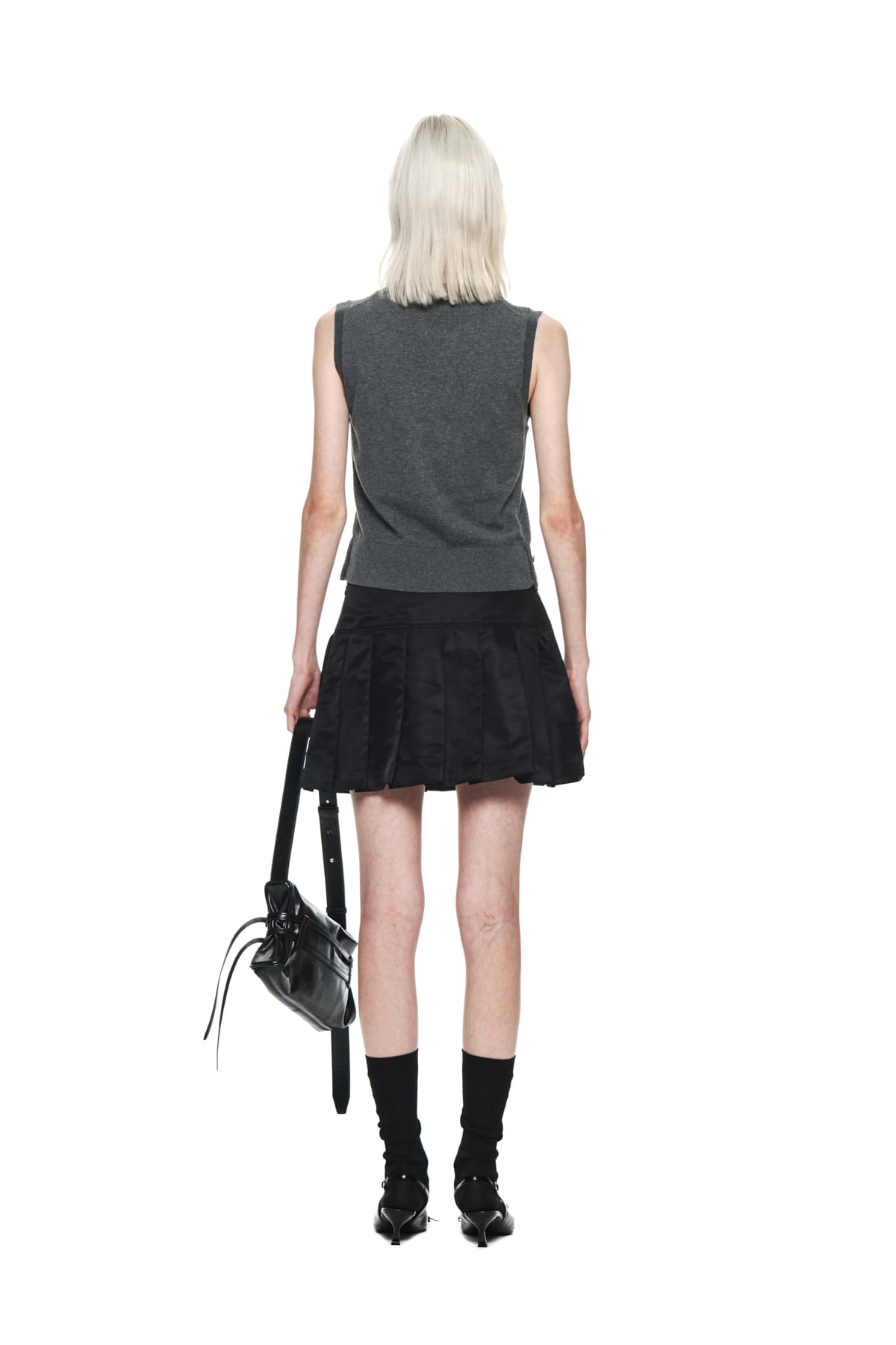 Matin Kim - Lowrise Pleats Mini Skirt (Black) product image 7 | TRAB K-Fashion Australia