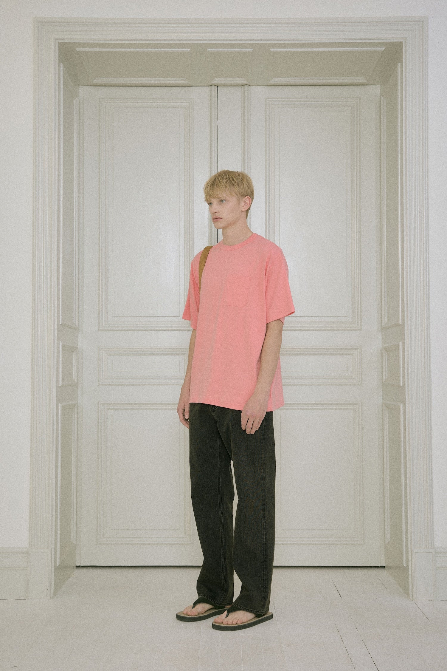 STU - Pocket T-Shirt (Pink) product image 2 | TRAB K-Fashion Australia