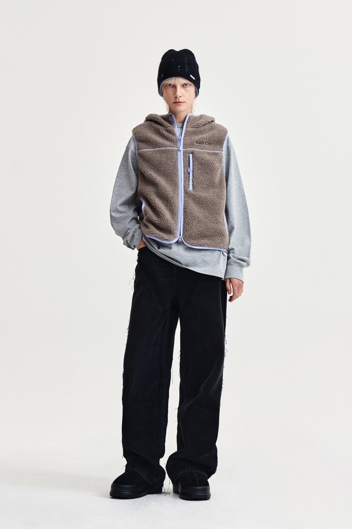Matin Kim - Fleece Hoody Vest (Grey) product image 9 | TRAB K-Fashion Australia