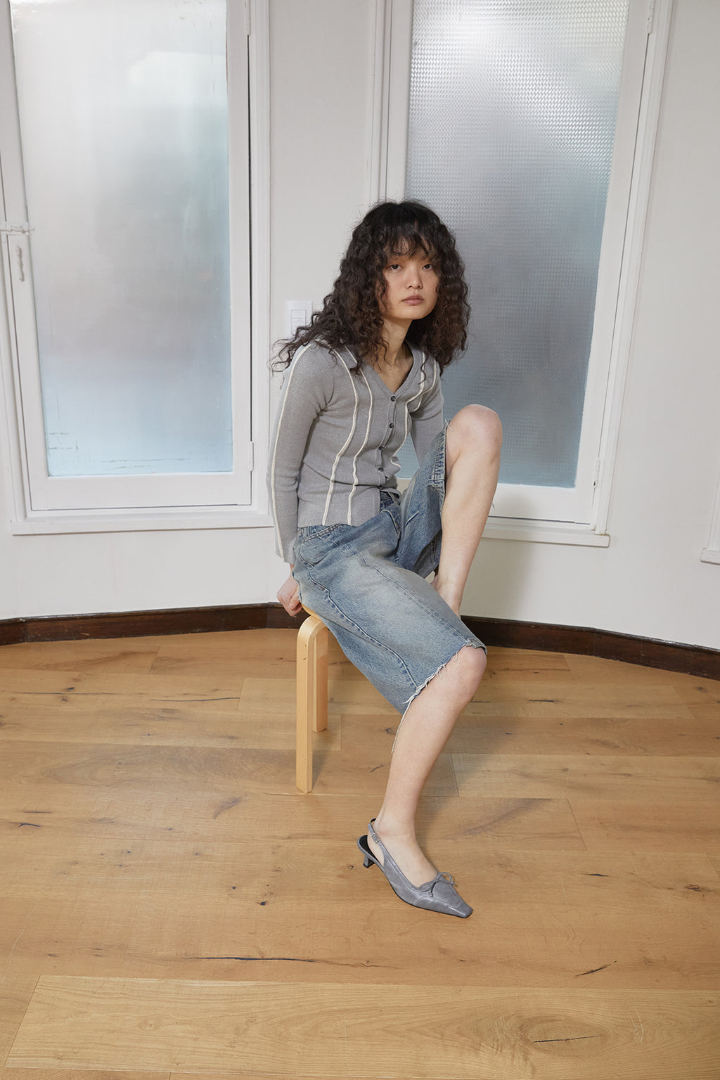 Matin Kim - Hem Point Bermuda Denim Pants (Blue) product image 16 | TRAB K-Fashion Australia