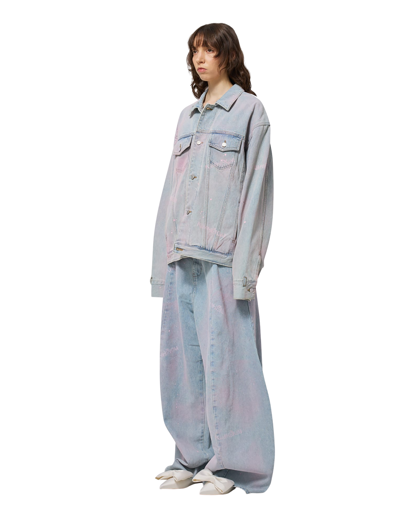 Kimhe Kim - Spray Dyed Balloon Fit Jeans (Sky Blue/Pink) product image 9 | TRAB K-Fashion Australia
