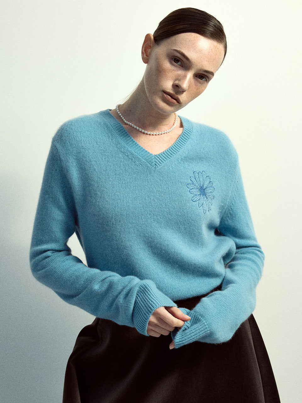 Mardi Mercredi - Raccoon Blended V Neck (Blue) product image 1 | TRAB K-Fashion Australia